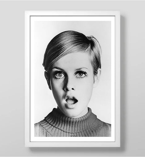 Twiggy Surprise Art Print